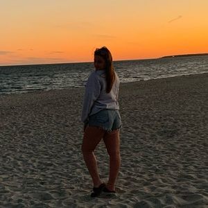 Meet your Posher, Lorena